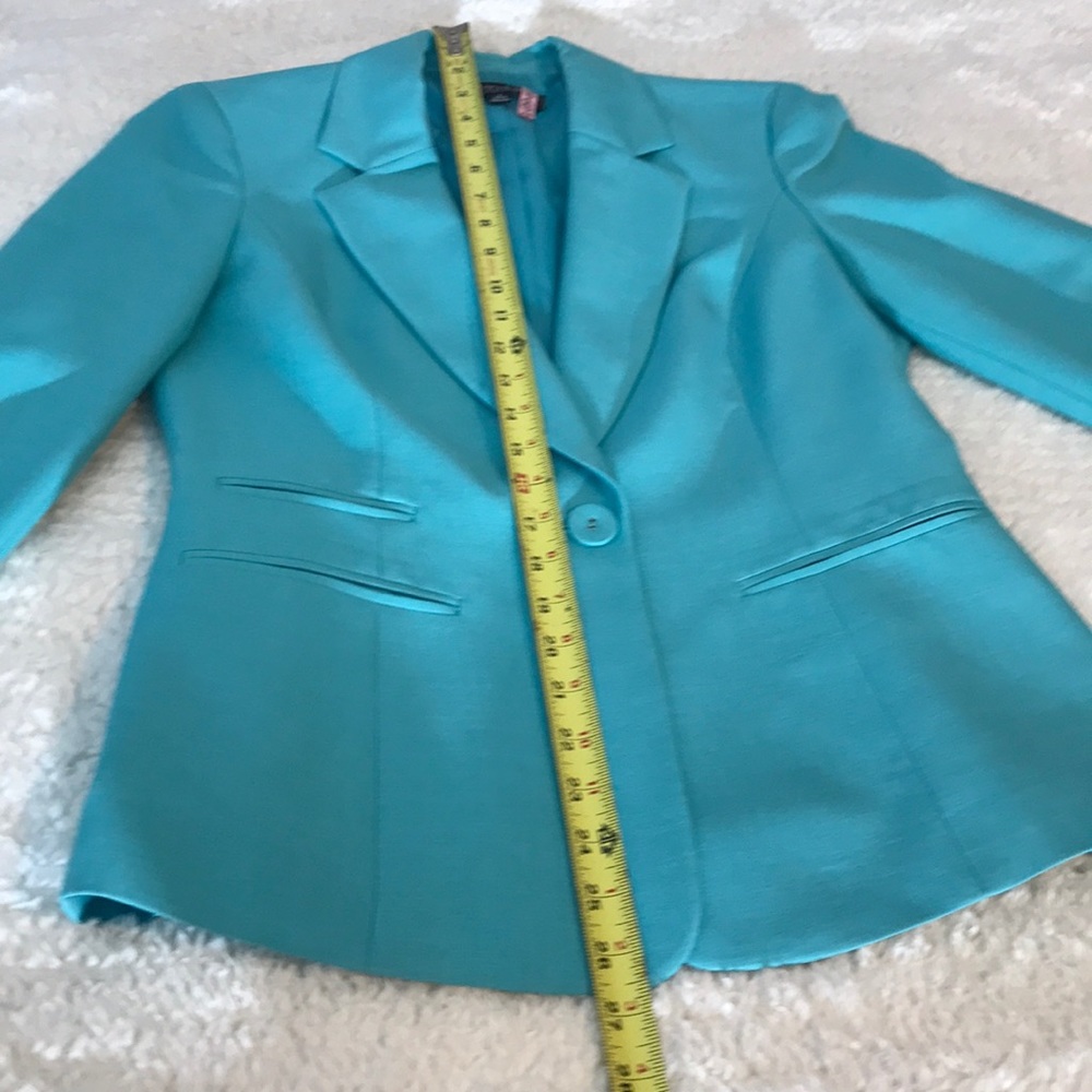Jacket - Picture 6 of 8